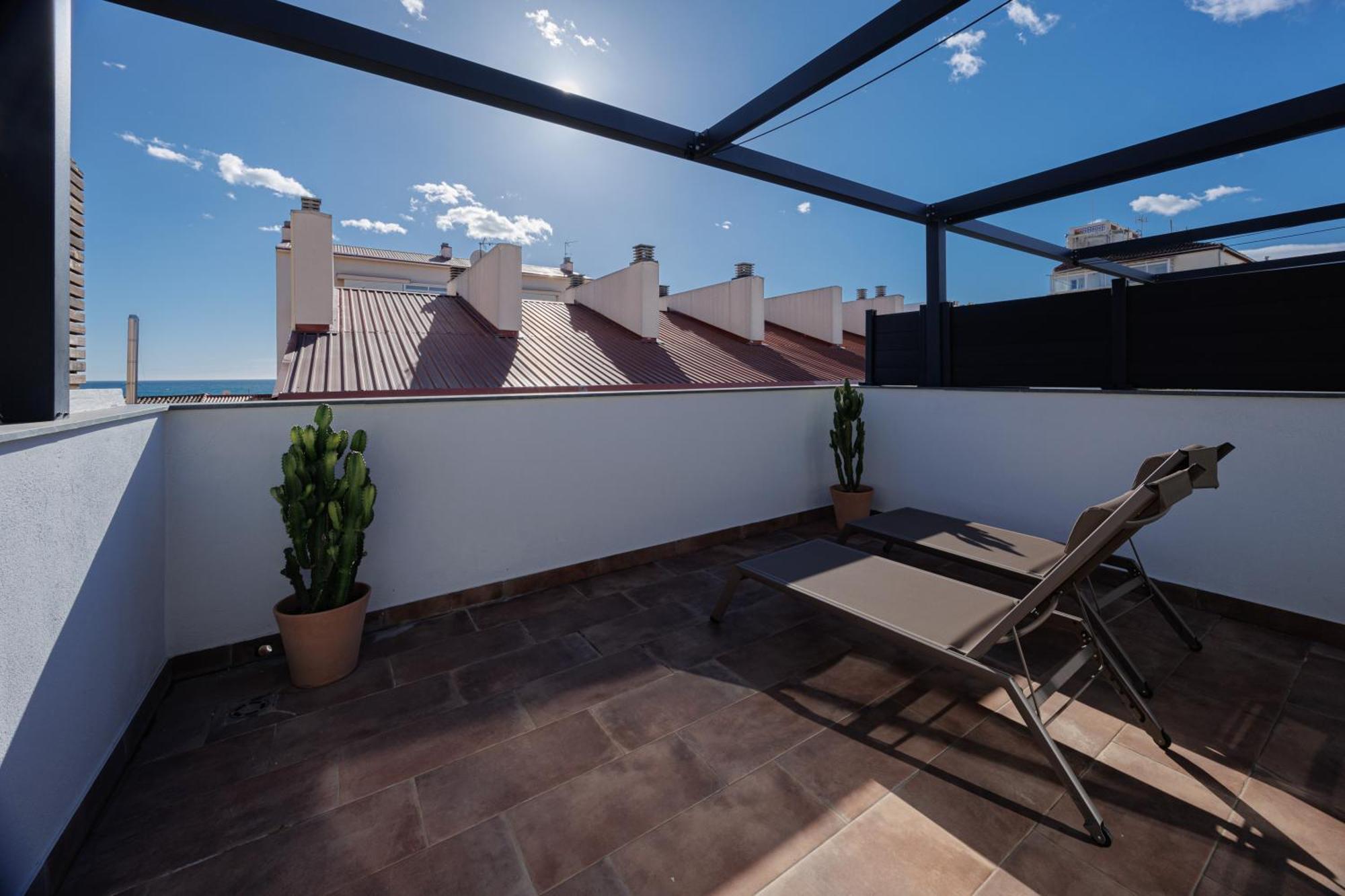 Atico Duplex Playa Area Barcelona Con Exterior * Montgat
